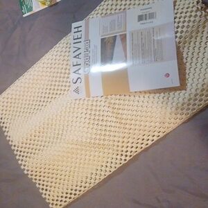 Carpet Grid Pad & Pom Pom maker